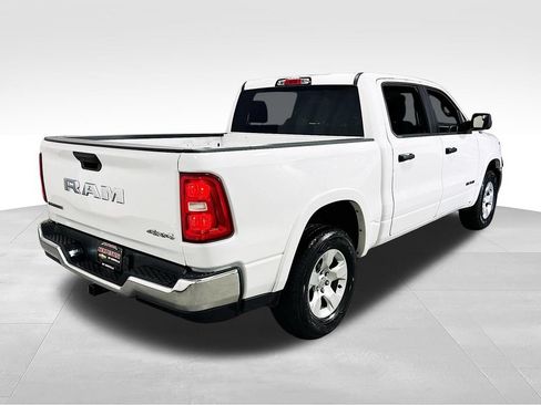 Used 2025 RAM 1500 Big Horn AWD/4WD image 9