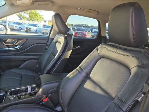 New 2026 Lincoln Corsair Reserve w/ Jet Appearance Package FWD image 13