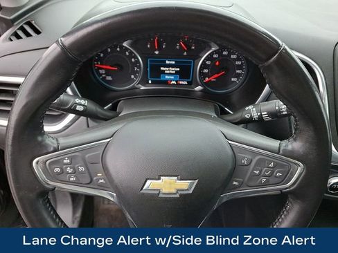 Used 2020 Chevrolet Equinox LT image 22