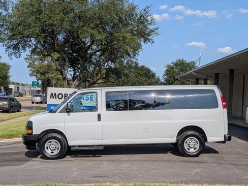 Used 2023 Chevrolet Express 3500 LS RWD image 8