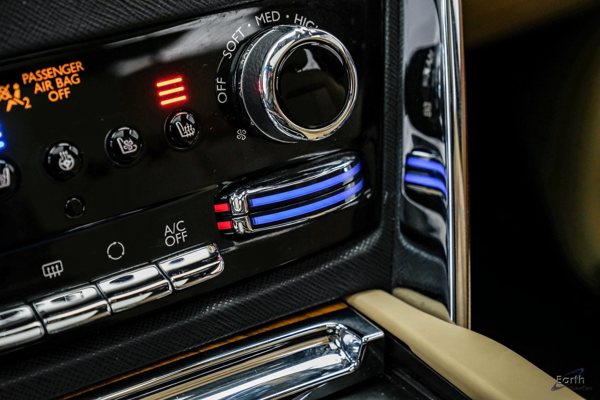Used 2019 Rolls-Royce Cullinan AWD/4WD image 75