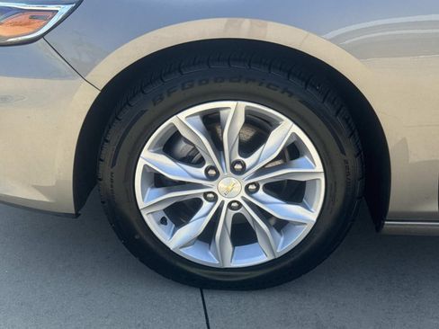 Used 2024 Chevrolet Malibu LT FWD image 4