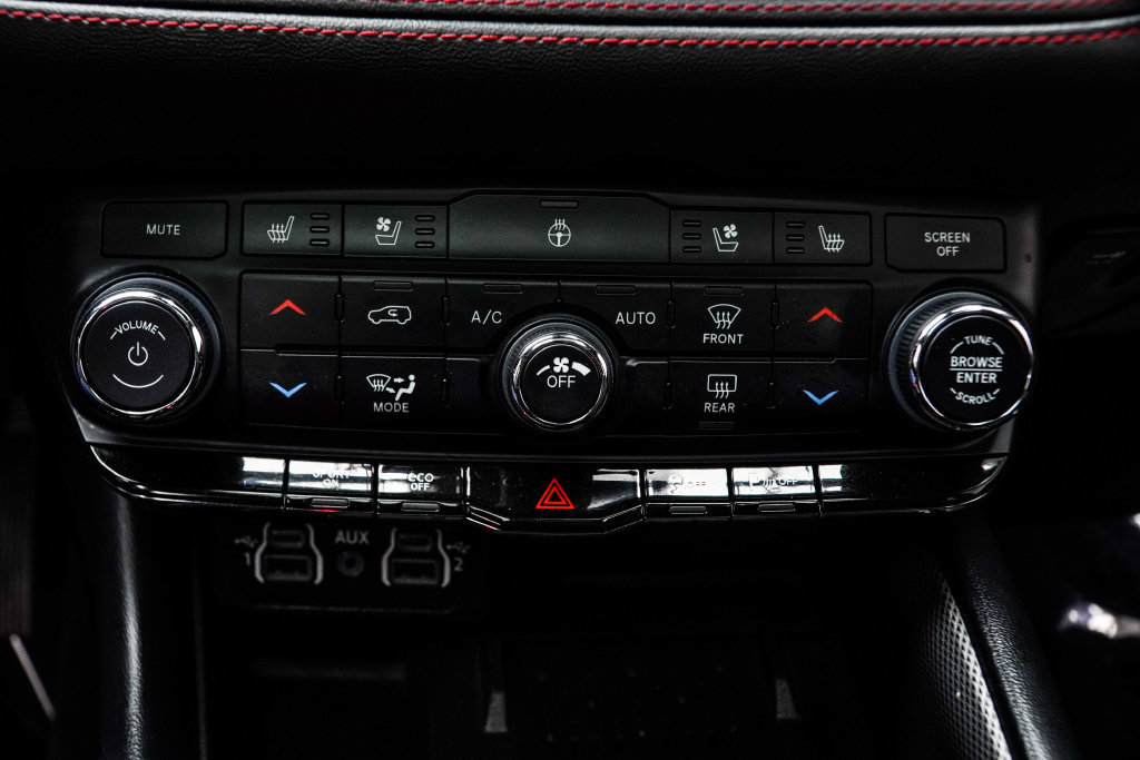 Used 2025 Dodge Durango R/T AWD/4WD image 28