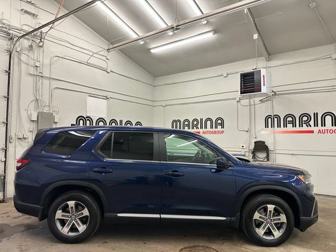 Used 2023 Honda Pilot EX-L image 10