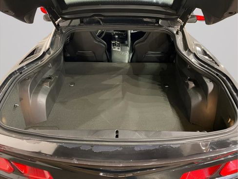 Used 2015 Chevrolet Corvette Stingray Coupe image 9