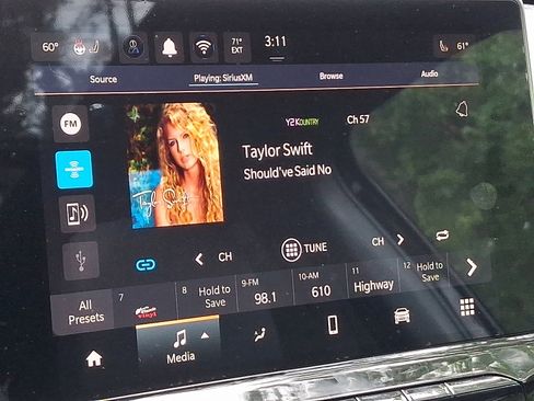 New 2025 Jeep Compass Limited w/ Sun & Sound Group image 11