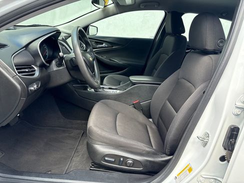Used 2023 Chevrolet Malibu LT w/ Driver Confidence Package image 11