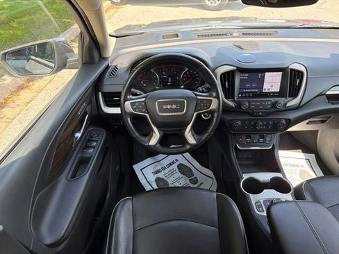 Used 2018 GMC Terrain Denali w/ Comfort Package FWD image 18