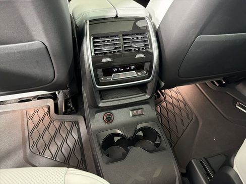 Used 2026 BMW X7 xDrive40i w/ M Sport Package image 25