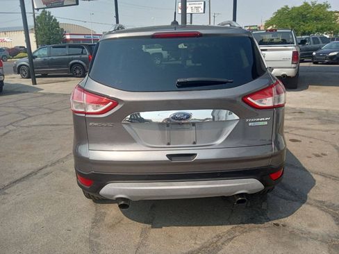 Used 2014 Ford Escape Titanium w/ Equipment Group 401A FWD image 5