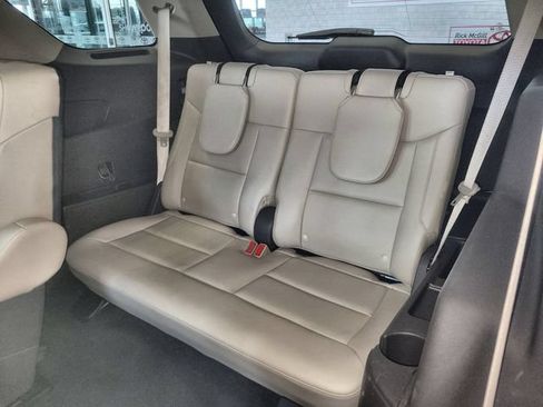 Used 2023 Ford Explorer Platinum w/ Technology Package AWD/4WD image 24