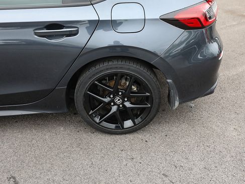 Used 2025 Honda Civic Sport image 4