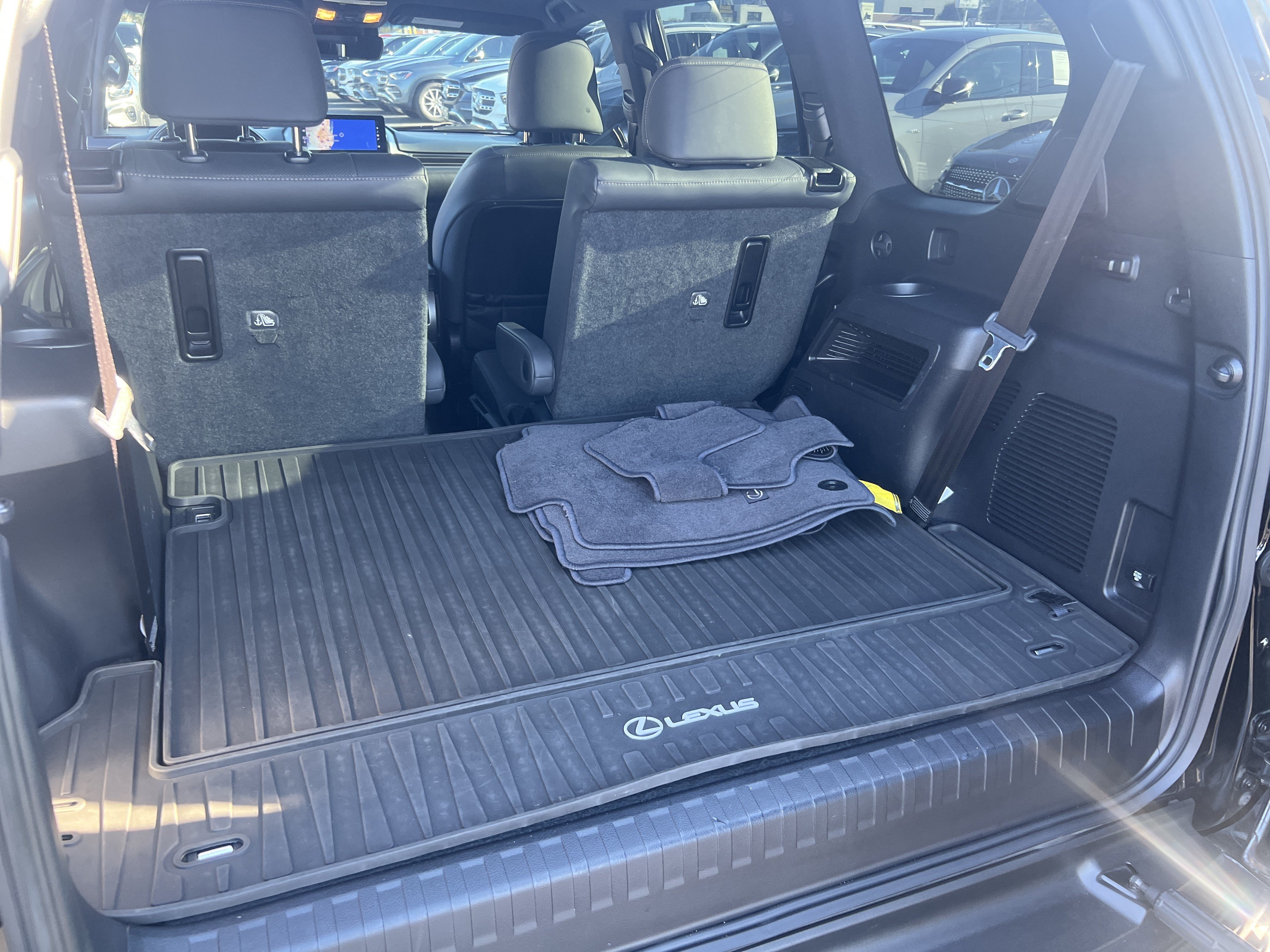 Used 2023 Lexus GX 460 Premium AWD/4WD image 33