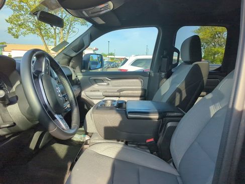 Used 2023 RAM 1500 Big Horn AWD/4WD image 6