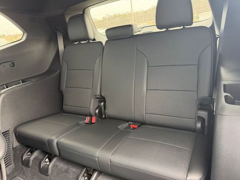 New 2026 Buick Enclave Preferred AWD/4WD image 12