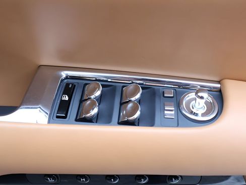 Certified 2019 Rolls-Royce Wraith RWD image 14