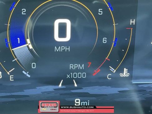 New 2025 Chevrolet Traverse LT w/ Enhanced Driving Package image 12