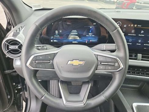Used 2025 Chevrolet Equinox LT w/ Convenience Package II FWD image 14