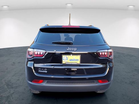 New 2026 Jeep Compass Latitude image 8