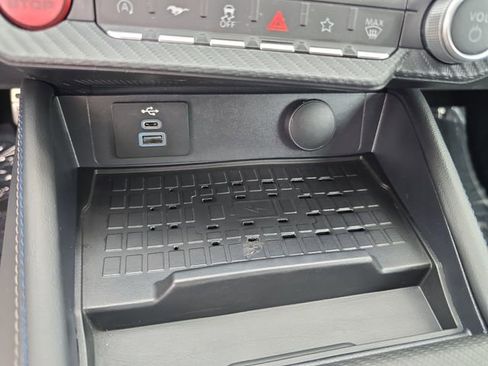 Used 2024 Ford Mustang GT Premium image 18