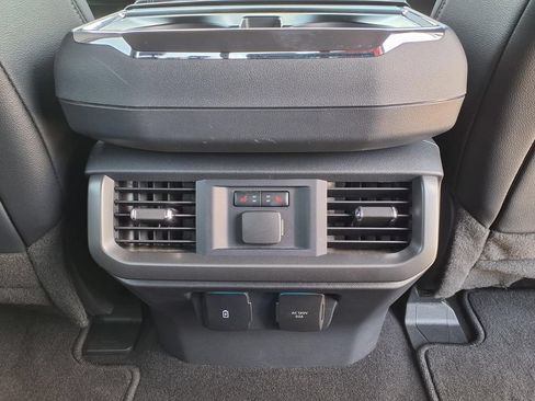 Used 2024 Ford F150 Lariat w/ Equipment Group 502A High AWD/4WD image 18