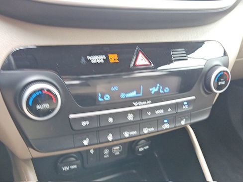 Used 2020 Hyundai Tucson Limited FWD image 27