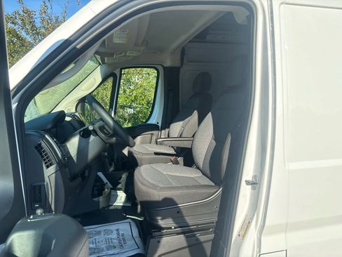 New 2025 RAM ProMaster 2500 w/ Convenience Group image 14