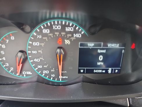 Used 2021 Chevrolet Trax LT w/ Redline Edition image 9