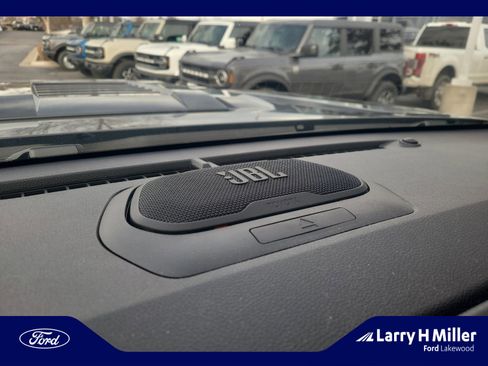 Used 2024 Toyota Tacoma TRD Sport image 27