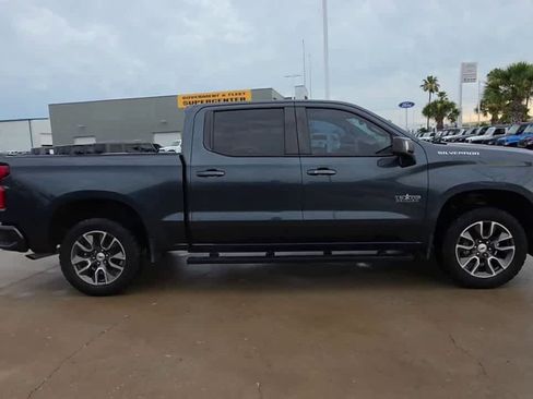 Used 2020 Chevrolet Silverado 1500 RST w/ Texas Edition RWD image 9