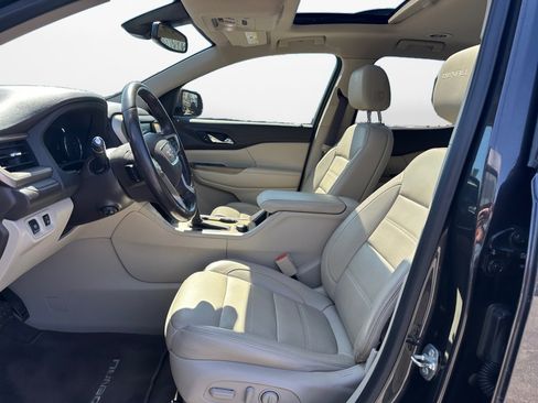 Used 2019 GMC Acadia Denali w/ Technology Package image 11