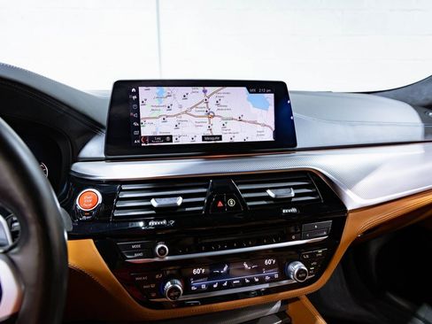 Used 2019 BMW M5 w/ Executive Package image 10