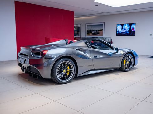 Certified 2017 Ferrari 488 Spider image 6