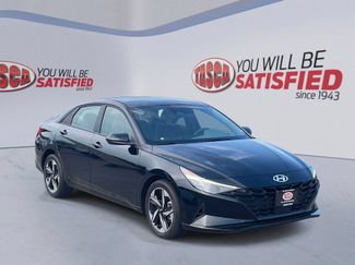 Used 2023 Hyundai Elantra SEL w/ Convenience Package FWD video 1