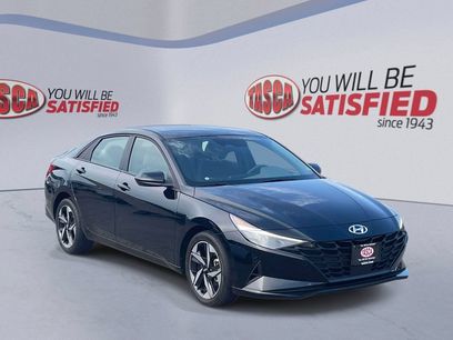 Used 2023 Hyundai Elantra SEL w/ Convenience Package