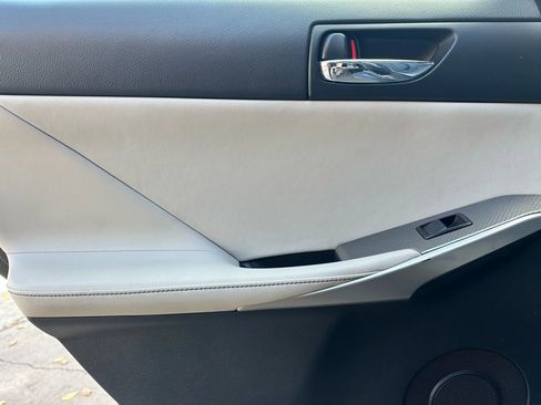 Used 2014 Lexus IS 250 AWD w/ F-Sport Package image 11