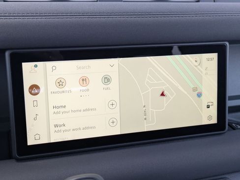 Certified 2023 Land Rover Defender 90 X-Dynamic SE image 21