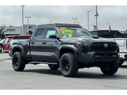 New 2025 Toyota Tacoma TRD Sport image 2