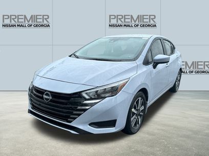 New 2025 Nissan Versa SV w/ Trunk Package
