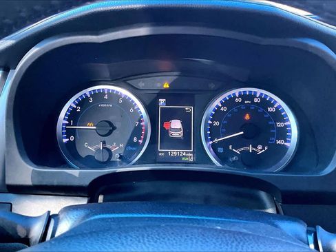 Used 2019 Toyota Highlander Plus image 26