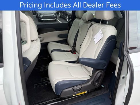 New 2026 Kia Carnival SX Prestige FWD image 12