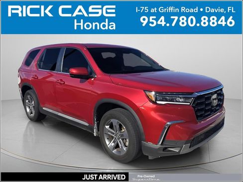 Used 2025 Honda Pilot EX-L image 1