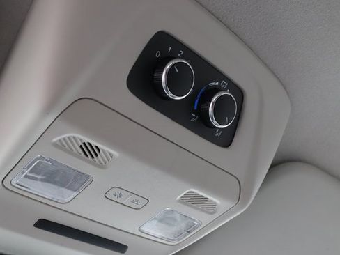 Used 2023 Ford Transit 350 XLT image 35