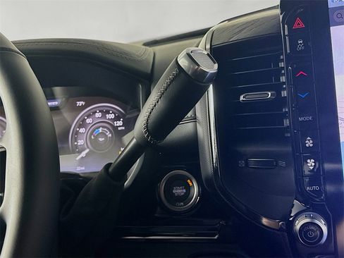 New 2026 RAM 3500 Limited w/ Towing Technology Group image 12