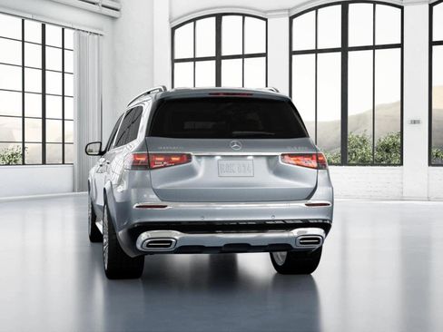 New 2026 Mercedes-Benz Maybach GLS 600 4MATIC image 24