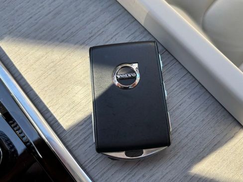 Used 2023 Volvo S60 B5 Plus w/ Climate Package image 34