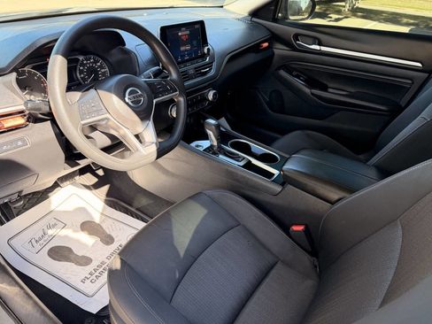 Used 2021 Nissan Altima 2.5 SV image 12