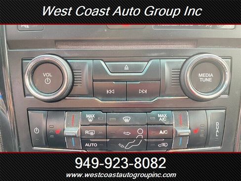 Used 2016 Ford Explorer XLT w/ Equipment Group 202A image 14