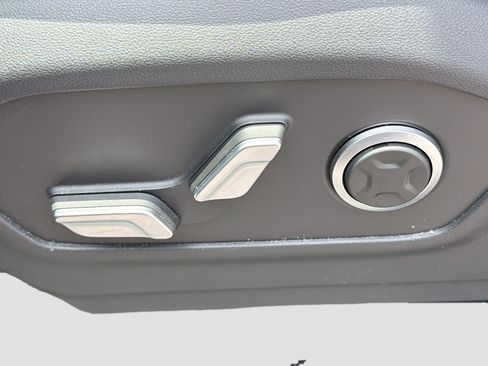 Used 2026 Hyundai Santa Fe Limited FWD image 25