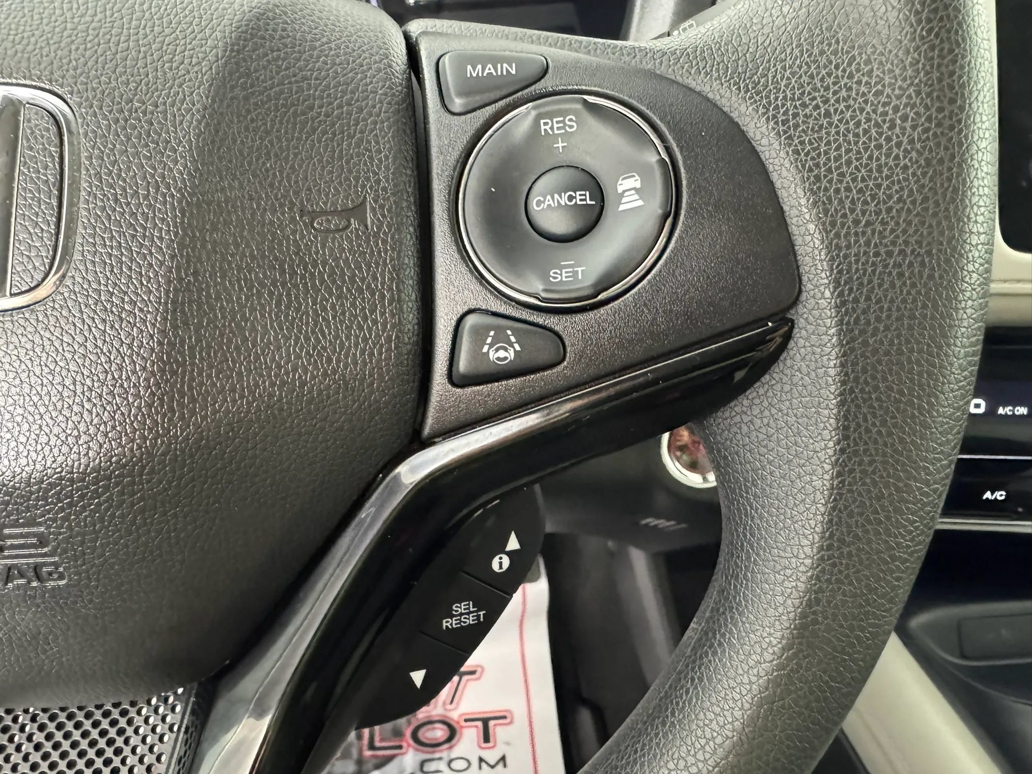 Used 2022 Honda HR-V EX image 16